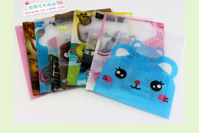 透明卡通書套熱銷的背后 文化用品市場的新寵